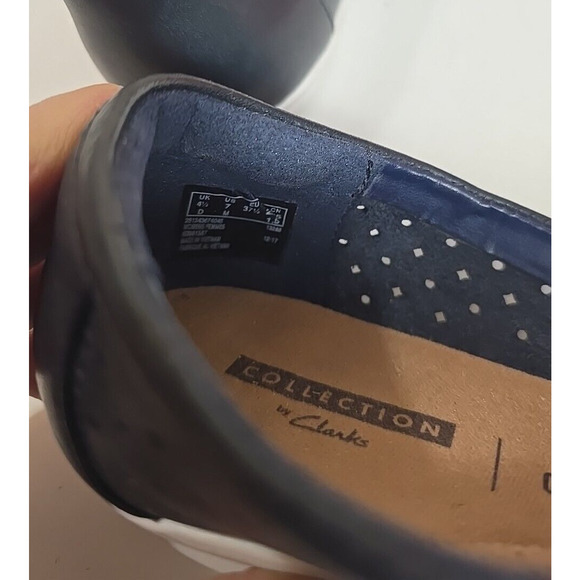 Clarks Collection Gracelin Lea Black Perforated Slip On Ballet Flats Womens SZ 7 - Picture 8 of 10